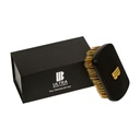 Magnetized High-end Beard Brush Set – “拖拉机”套装包括可拆卸的镜像和野猪脆毛笔。 “ULTIMATE BrUSH”分为三套和多种颜色。